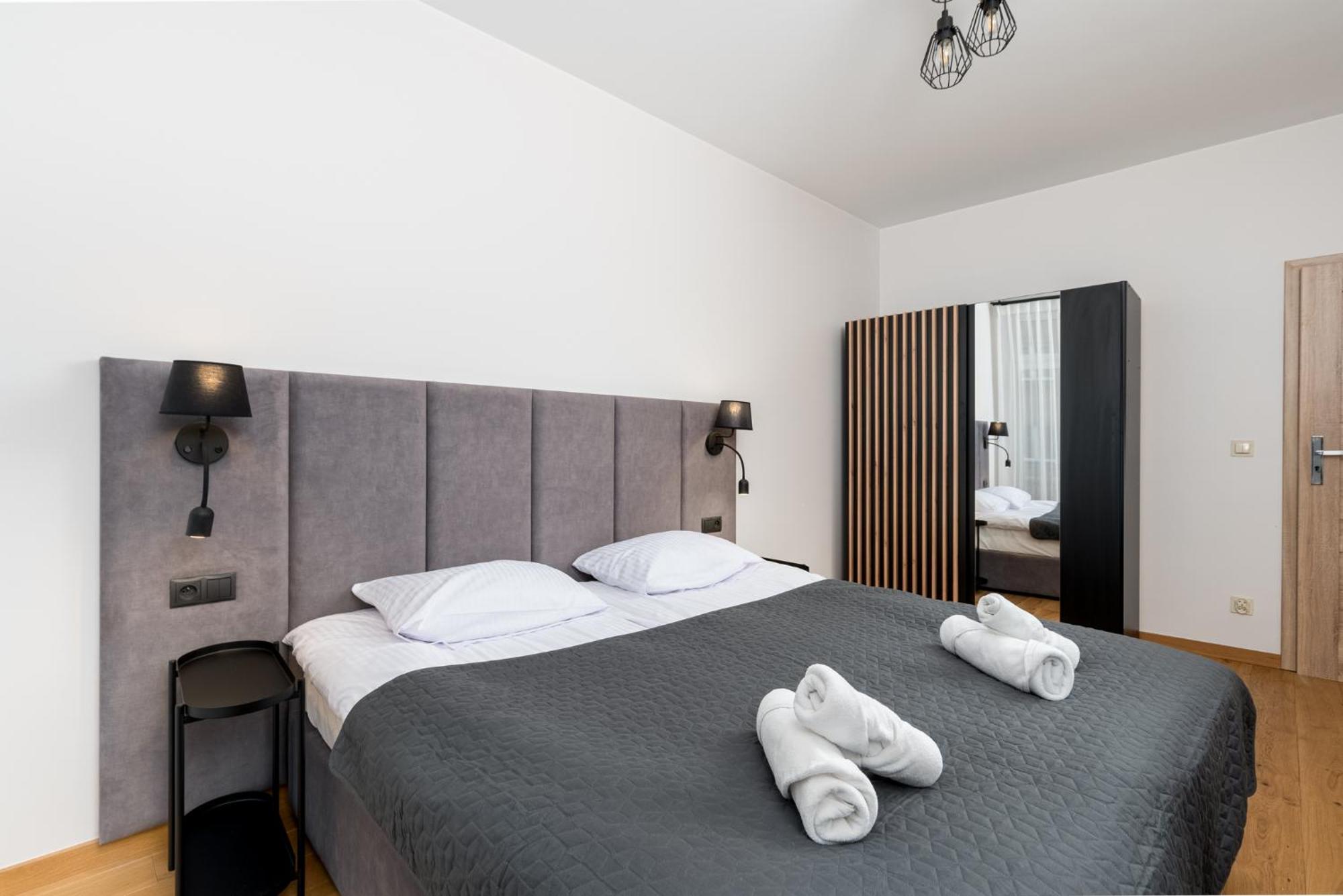Revesen Premium Apartments คราคูฟ ภายนอก รูปภาพ