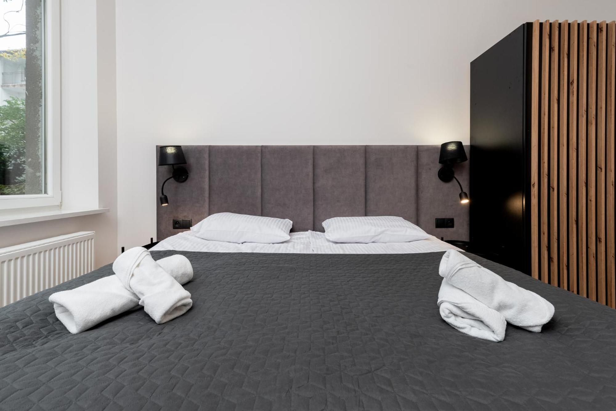 Revesen Premium Apartments คราคูฟ ภายนอก รูปภาพ