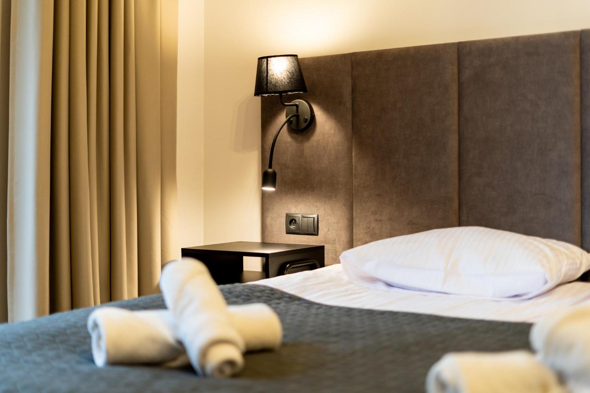 Revesen Premium Apartments คราคูฟ ภายนอก รูปภาพ
